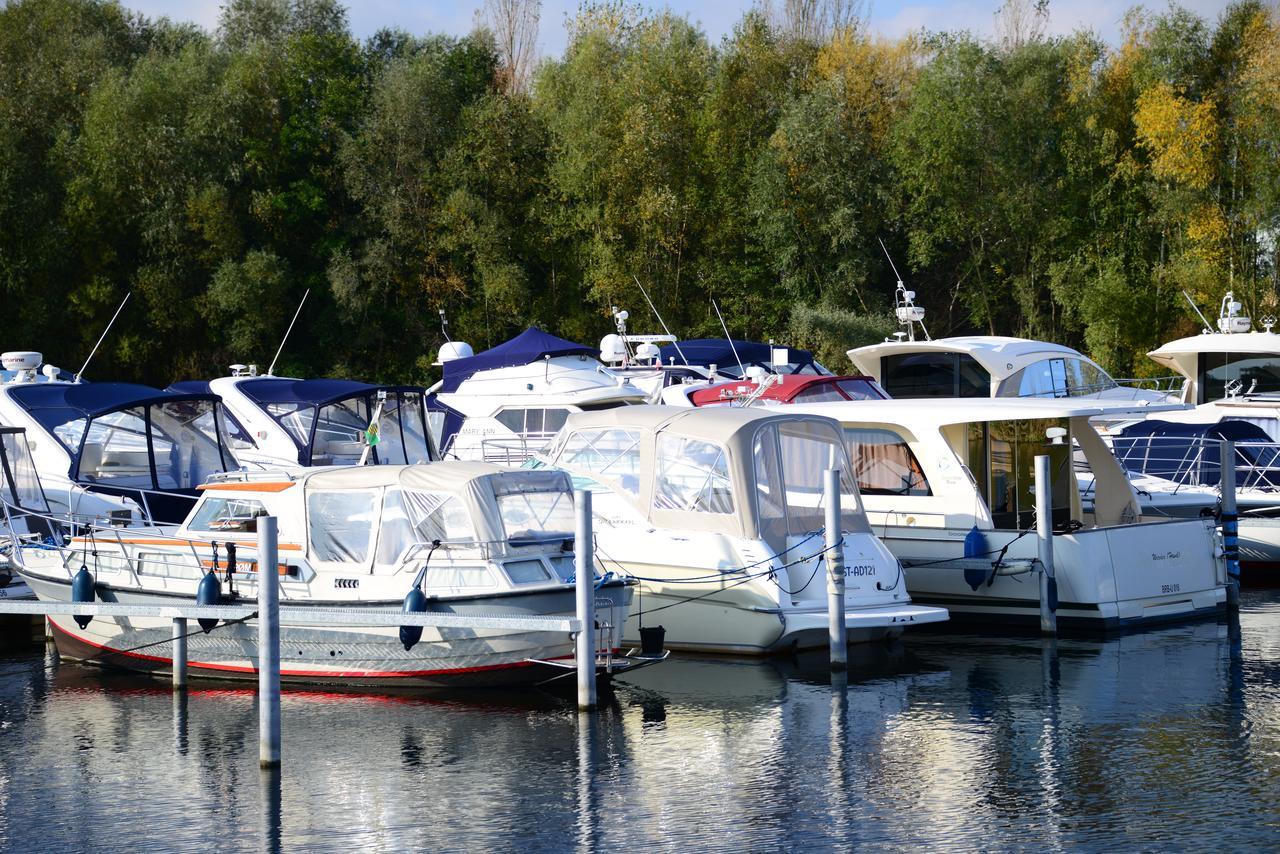 Luxstay Werder Kolonie Zern エクステリア 写真